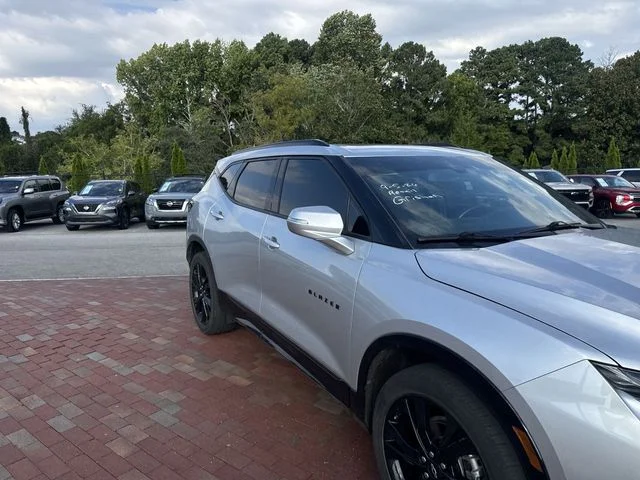 Used 2021 Silver Chevrolet RS image 18