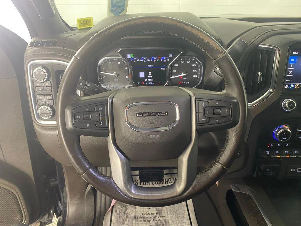 Used 2022 Ebony Twilight Metallic GMC Denali image 22