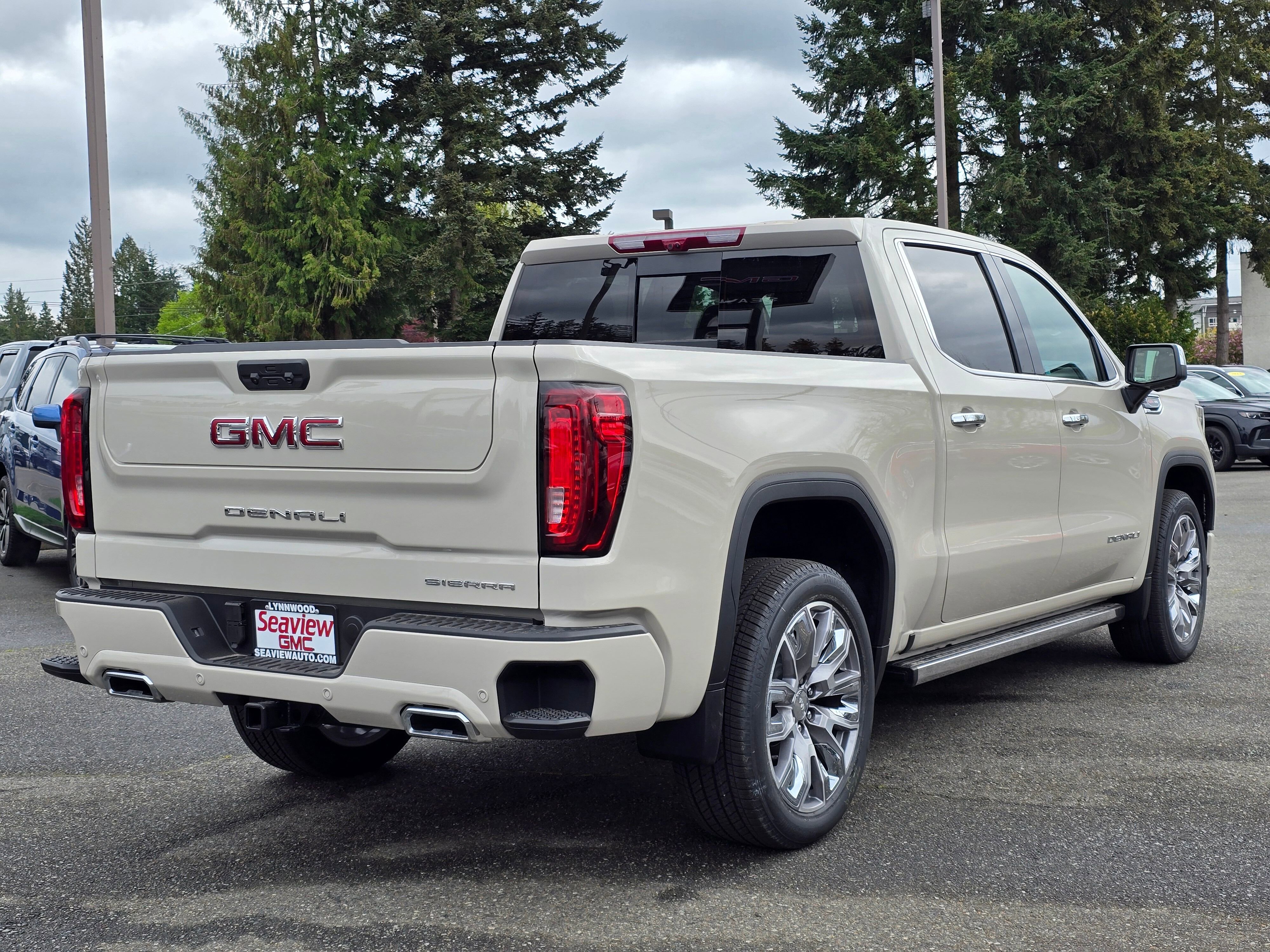 2026 GMC Sierra 1500 Denali - Photo 7