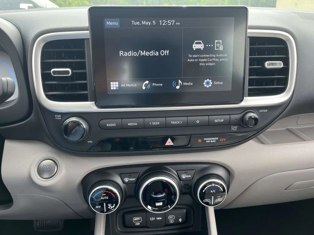 New 2026 Silver Hyundai SEL image 13