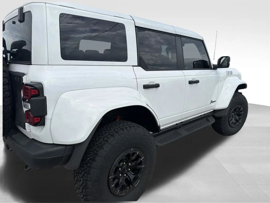 Used 2025 Oxford White Ford Raptor image 19