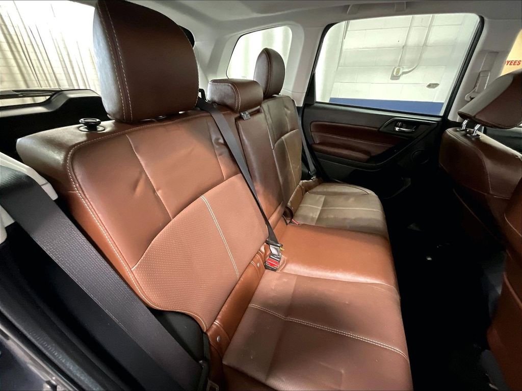 Used 2018 Gray Subaru 2.5i Touring image 16