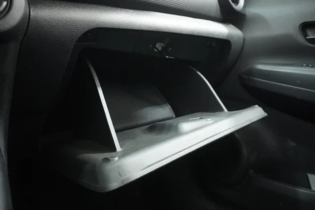 Used 2025  Nissan S image 22