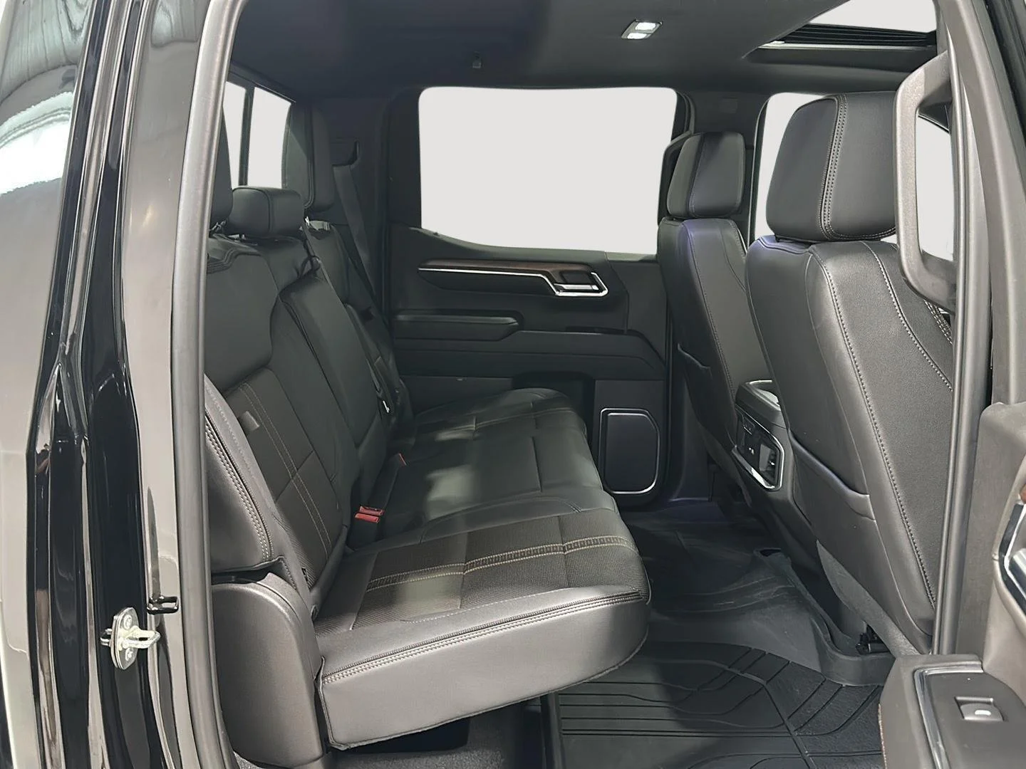 Used 2023 Black Chevrolet High Country image 29