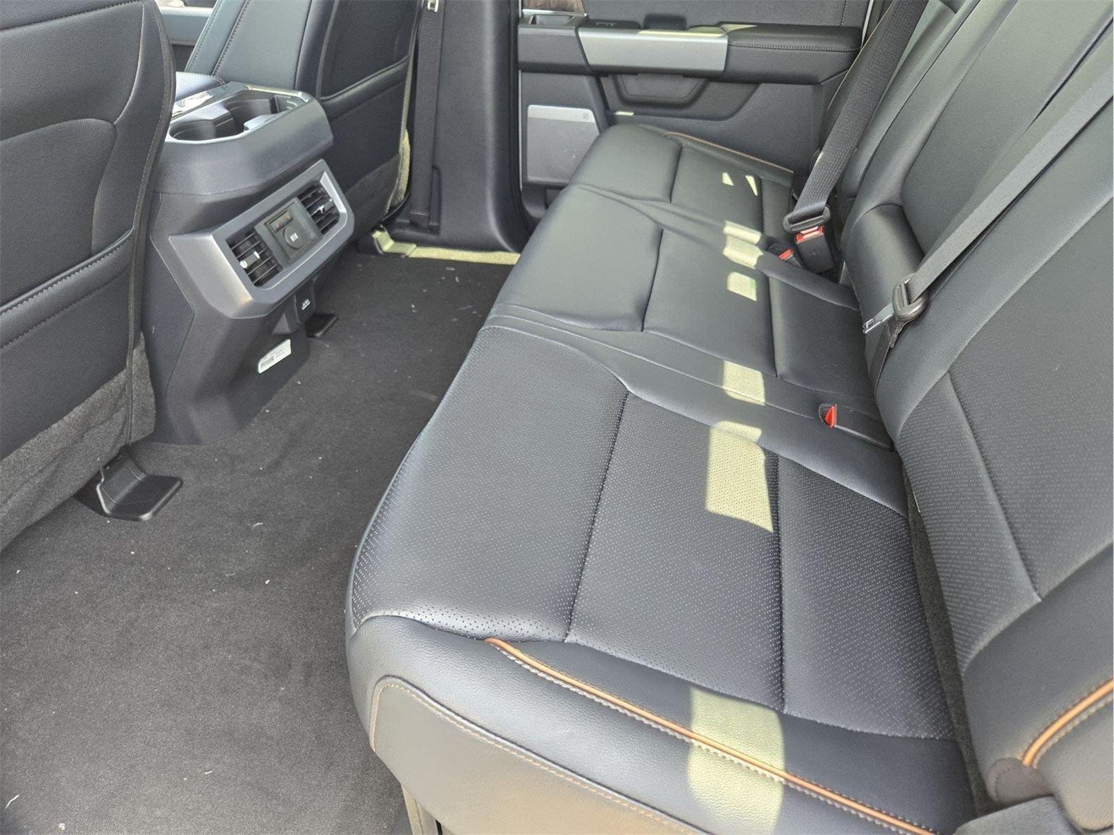 New 2026 Avalanche Ford F-250® Lariat® image 18