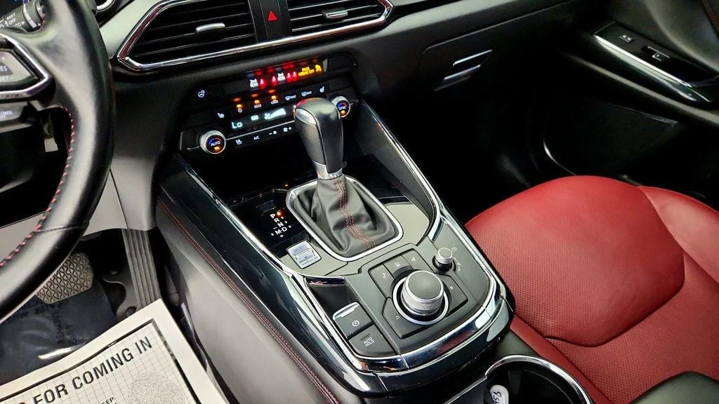 Used 2021 Sonic Silver Metallic Mazda Carbon Edition AWD image 16