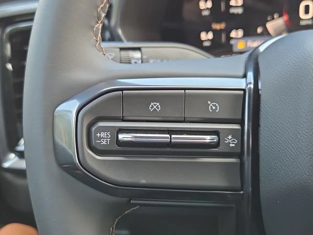 2026 GMC Canyon AT4 - Photo 17