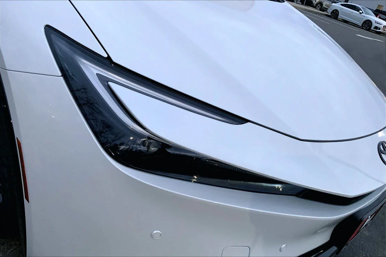 2026 Toyota Prius Plug-in Hybrid Nightshade - Photo 13