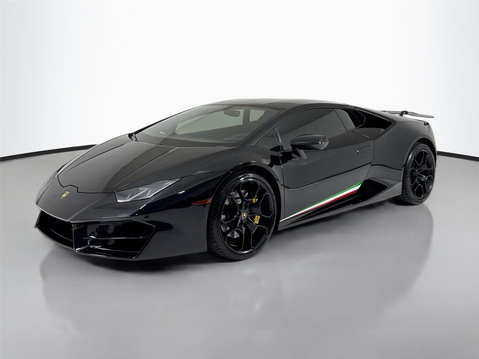 Used 2018 Arancio Borealis Pearl Effect Lamborghini  image 10