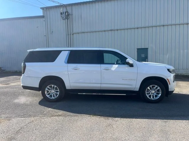 Used 2026 White Chevrolet LT image 4