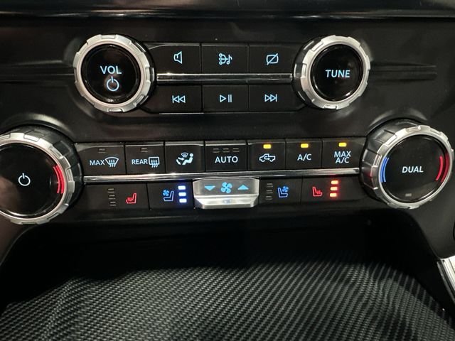 Used 2023 Star White Ford Limited image 32
