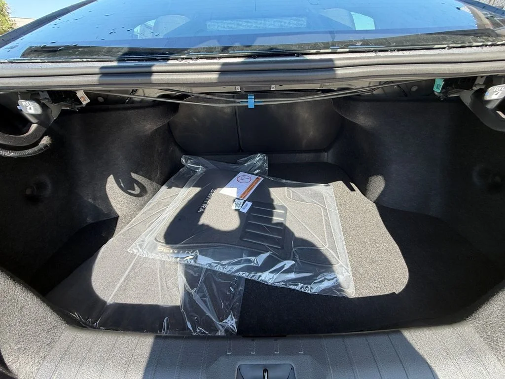 New 2026 Gray Nissan SR image 19