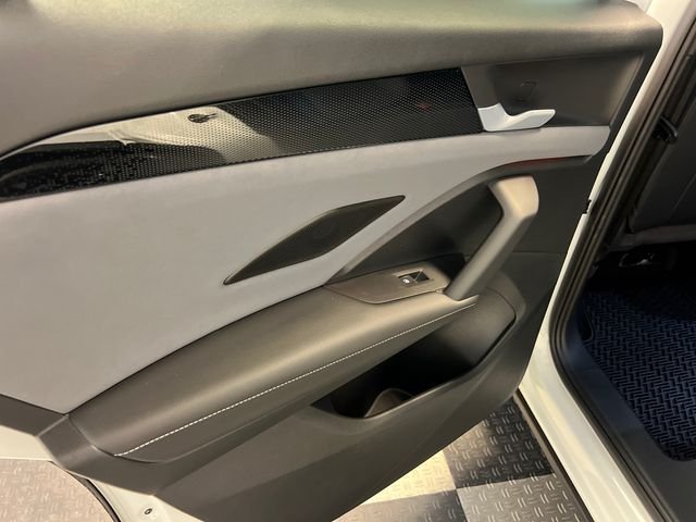 New 2026 White Volkswagen 2.0T SE R-Line Black image 10