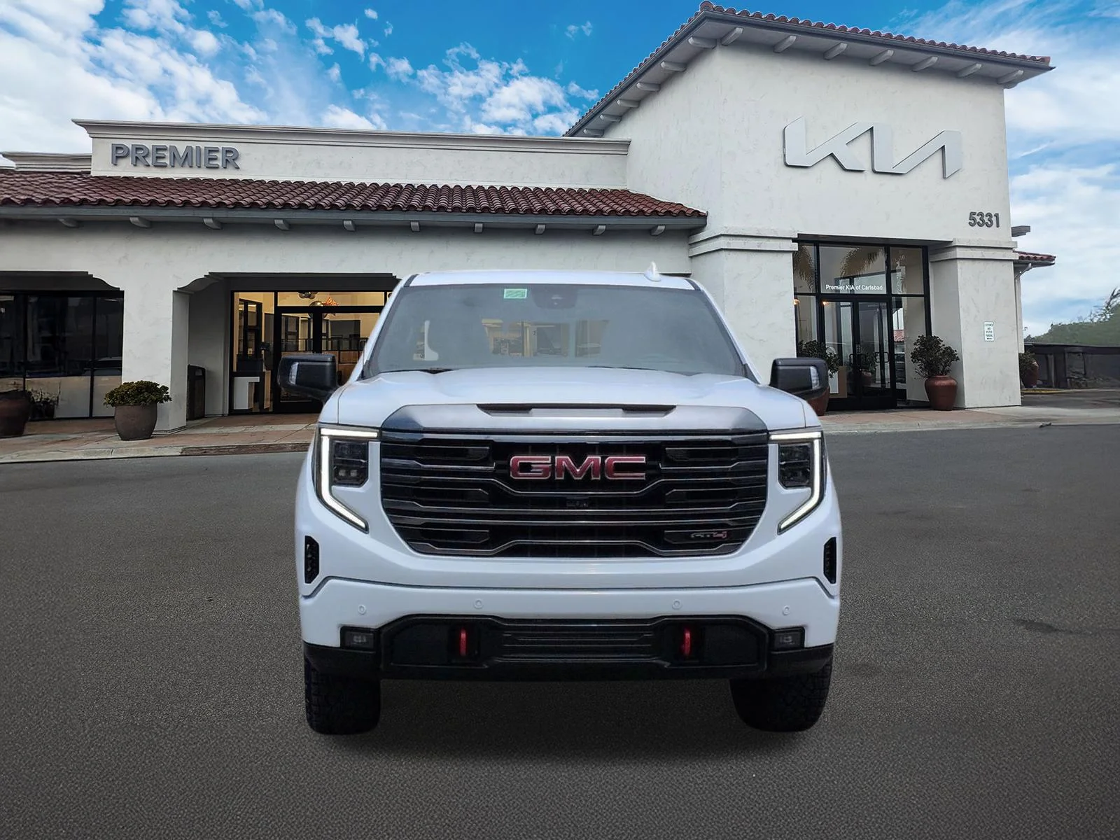 Used 2024 White GMC AT4 image 3