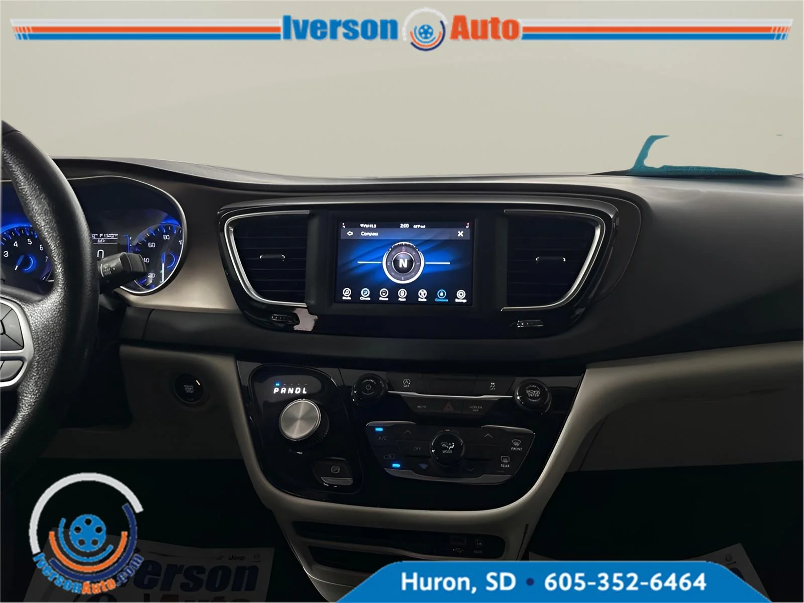 Used 2020 Brilliant Black Crystal Pearlcoat Chrysler LXI image 28