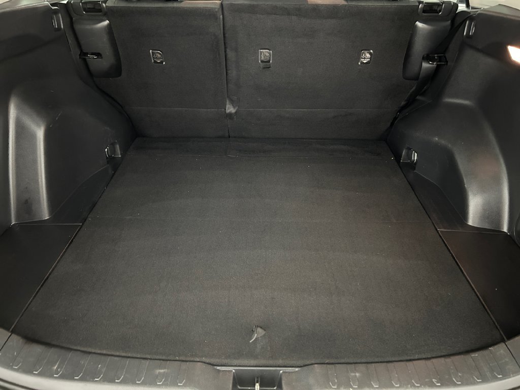 Used 2021 White Toyota XLE image 26