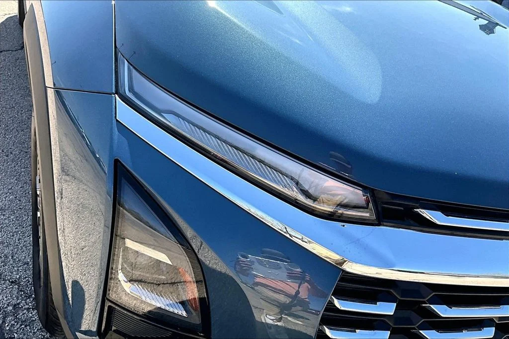 Used 2025 Blue Chevrolet LT image 33