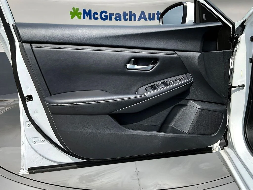 Used 2023 White Nissan SV image 22