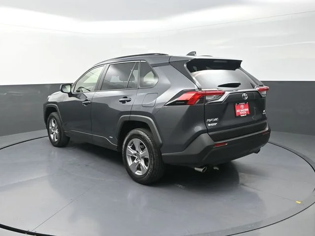 Used 2025 Gray Toyota LE image 6