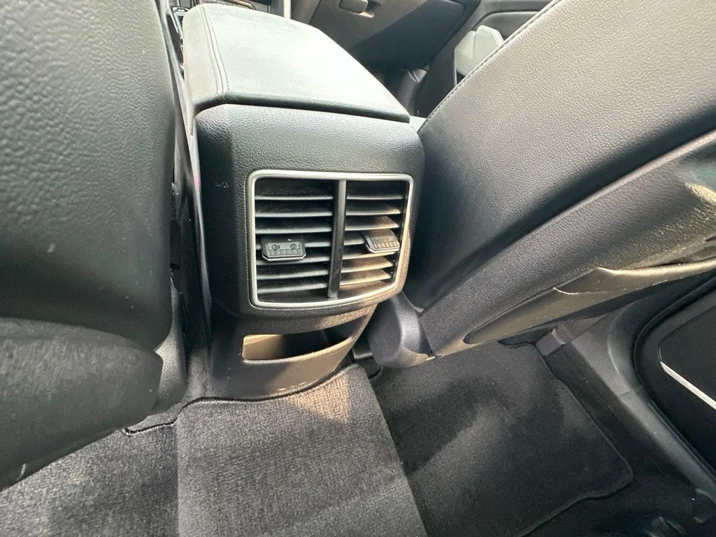 Used 2023 Black Kia X-Line image 28