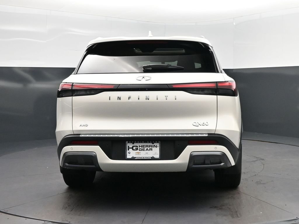 Certified Used 2023 White INFINITI Sensory image 6