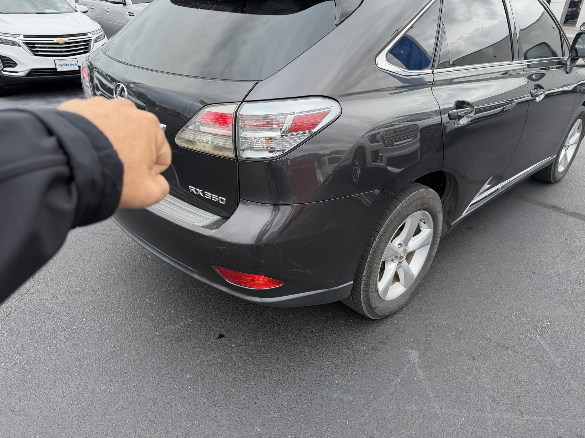 Used 2010 Truffle Mica Lexus Base image 7