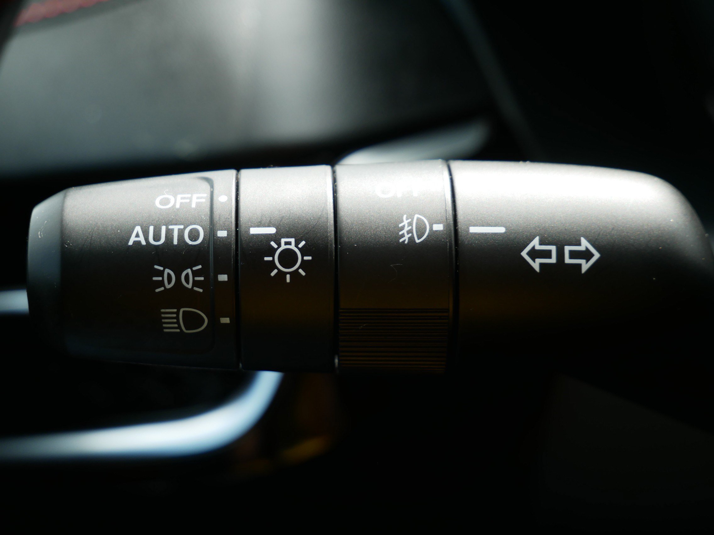 Used 2025 Platinum White Pearl Acura w/A-Spec Package image 29