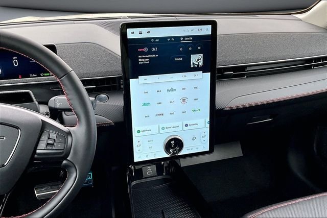 2025 Ford Mustang Mach-E Premium - Photo 6