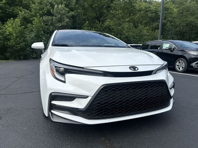 Used 2025 White Toyota SE image 11