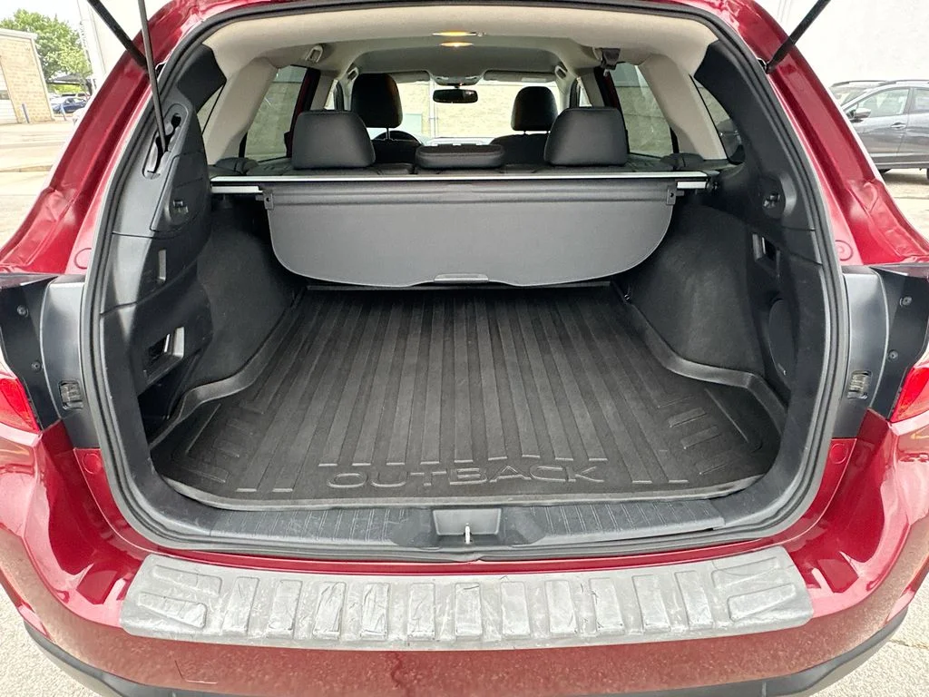 Used 2016 Red Subaru 3.6R image 31