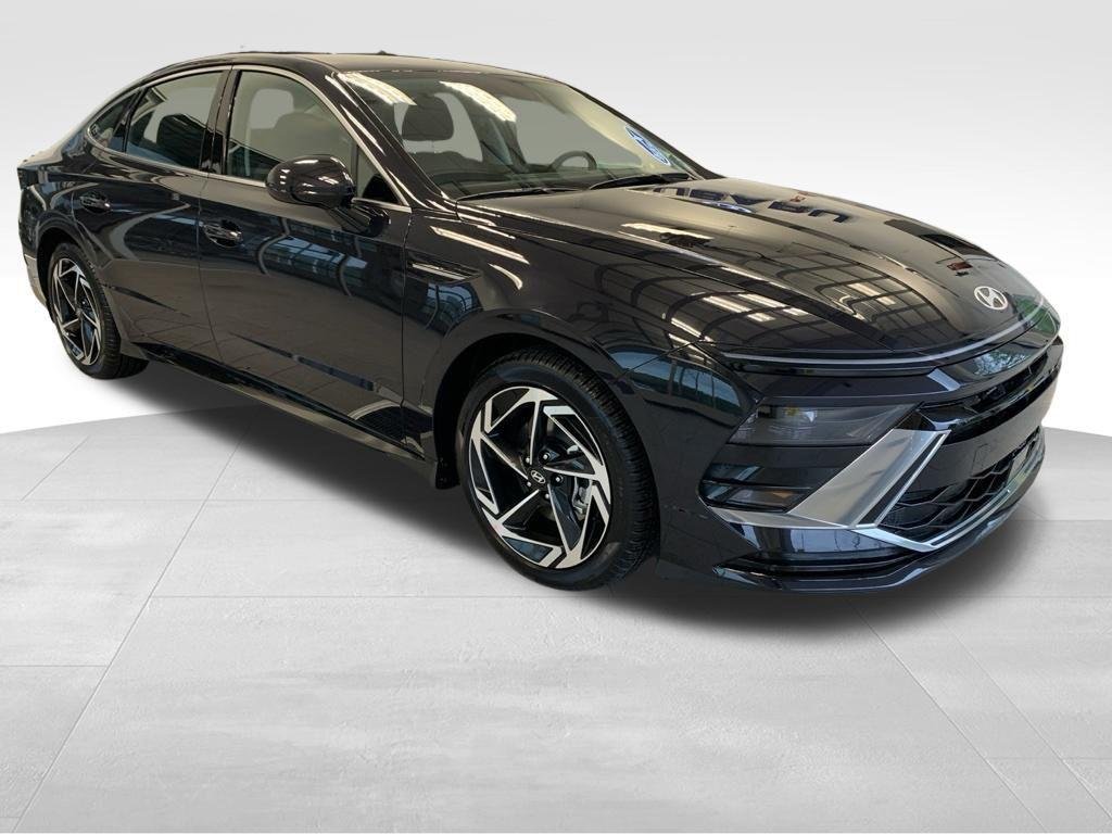 2026 Hyundai Sonata SEL AWD's photo