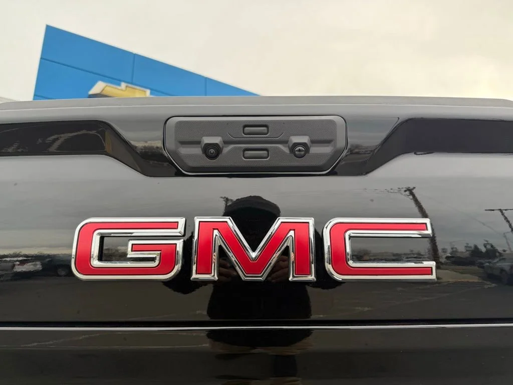 New 2026 Onyx Black GMC AT4X image 10