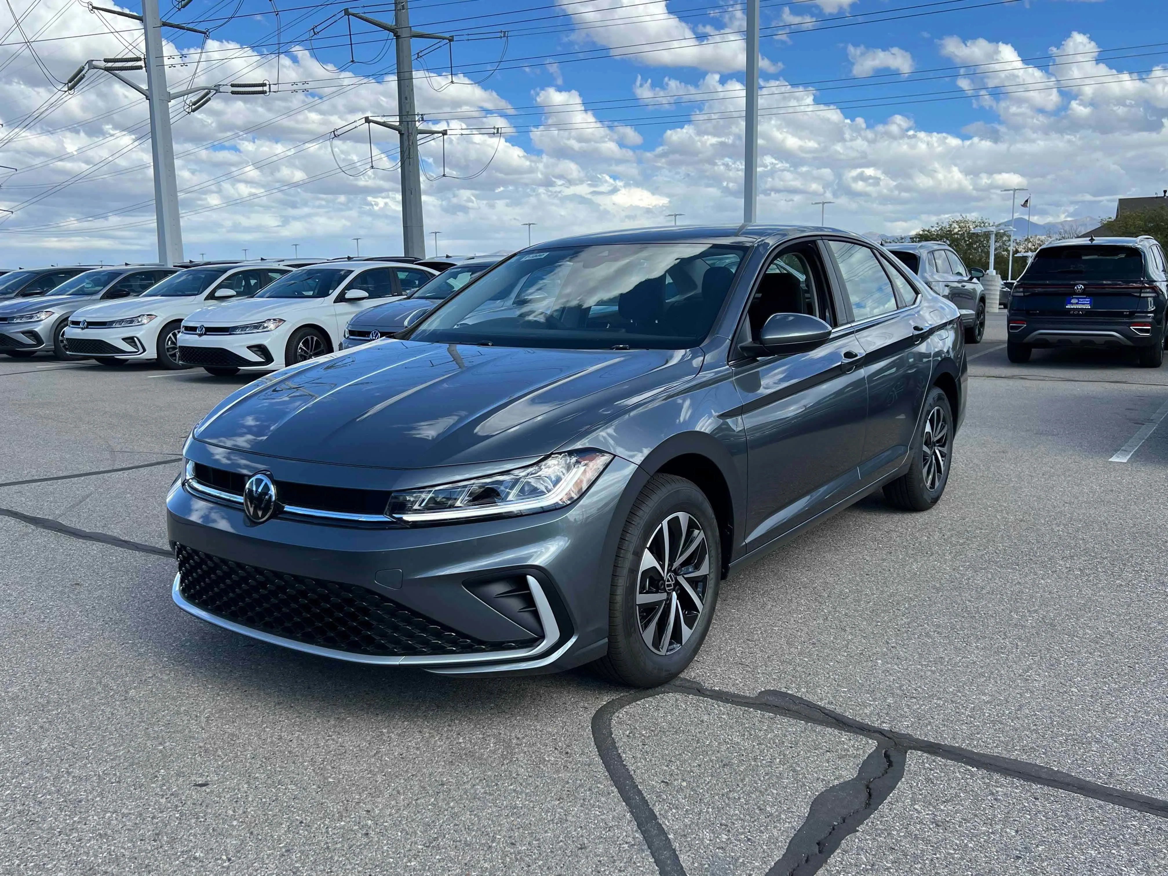 New 2026 Platinum Gray Metallic Volkswagen S image 1