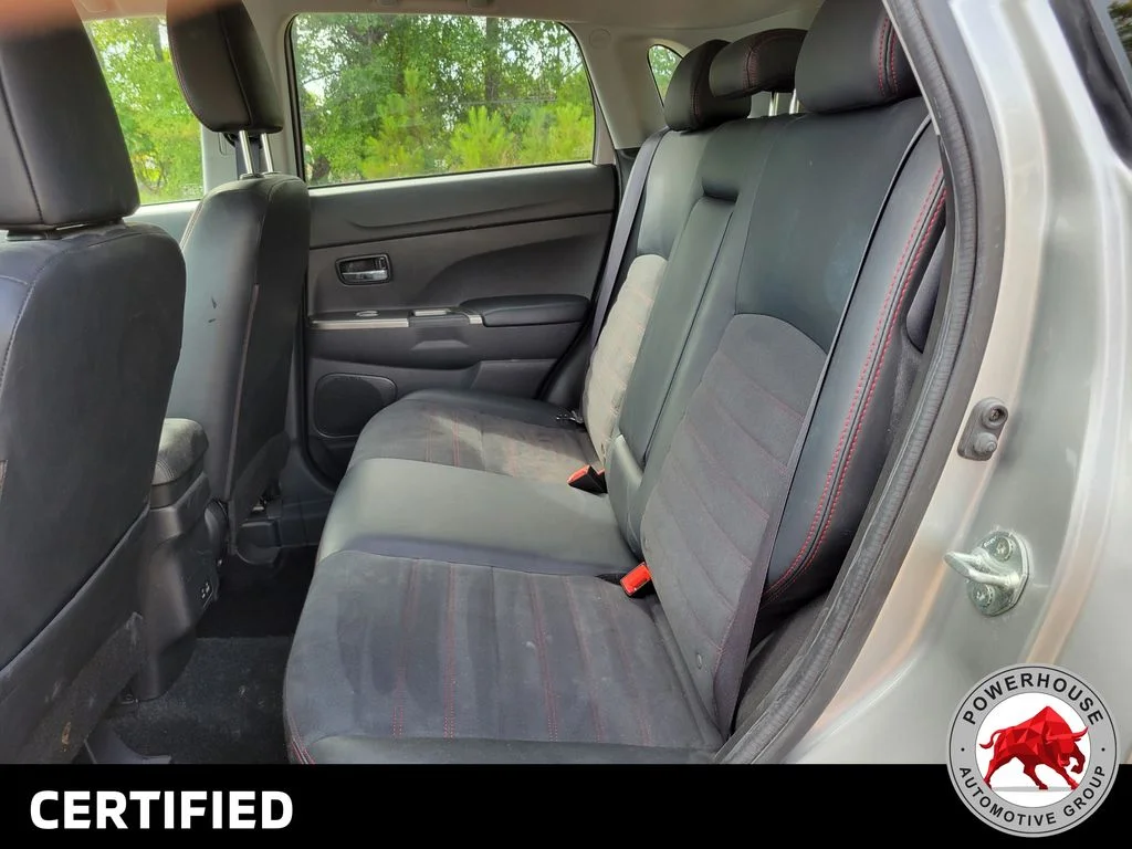 Used 2024  Mitsubishi  image 16