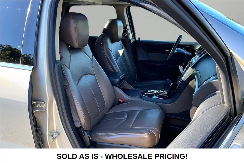 Used 2014 Gold GMC SLT-1 image 34