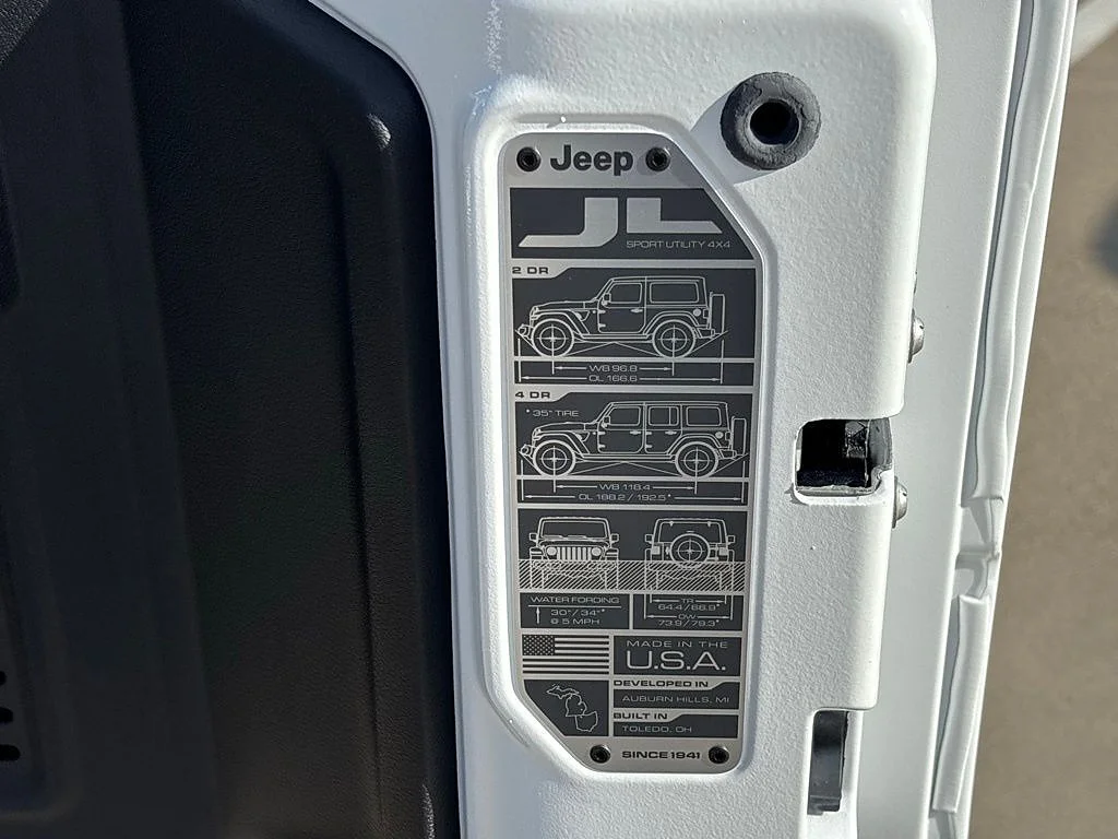 New 2026 Bright White Clear Coat Jeep 4-Door Sport S 4x4 image 22