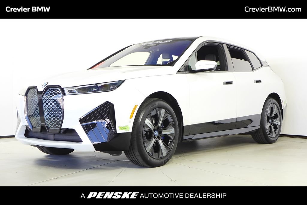 2023 BMW iX xDrive50's photo