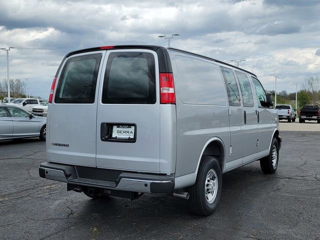 2026 Chevrolet Express Cargo Work Van - Photo 6