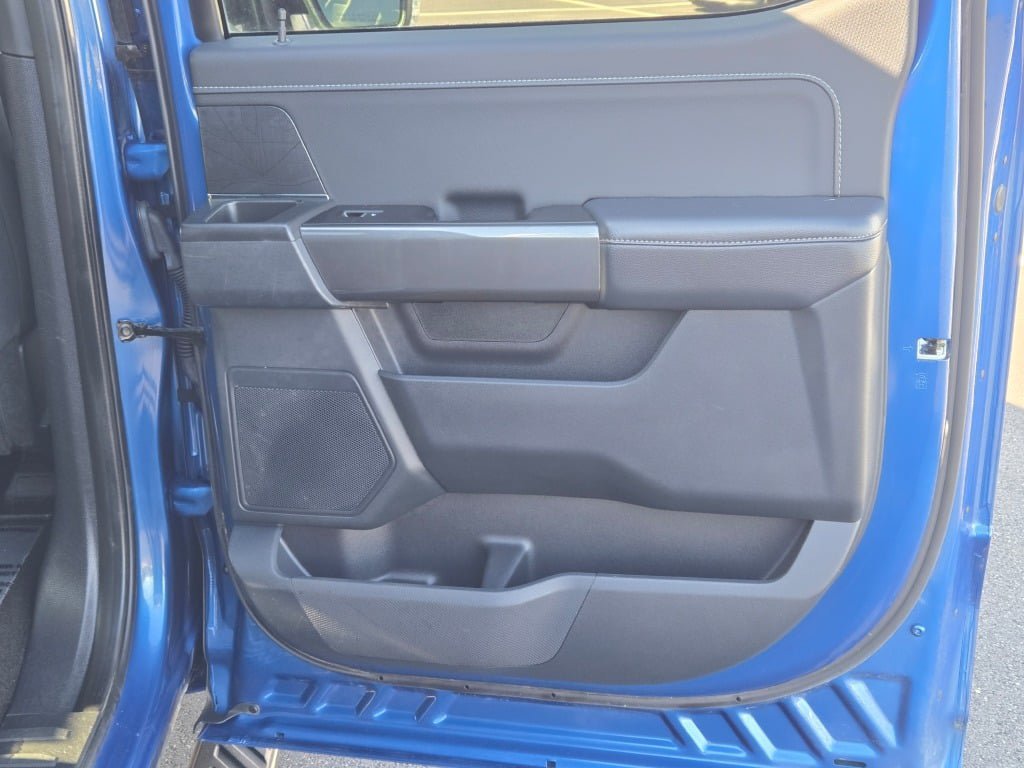 Certified Used 2023 Blue Metallic Ford XLT image 10