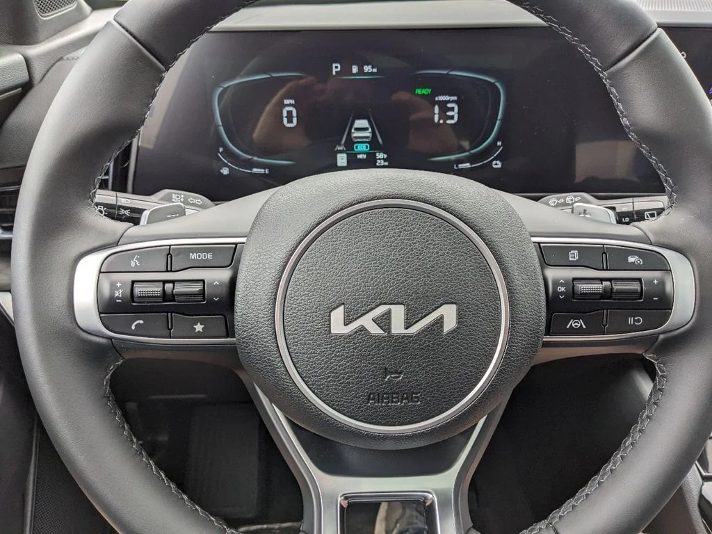 New 2024 Shadow Matte Gray Kia X-Line image 29