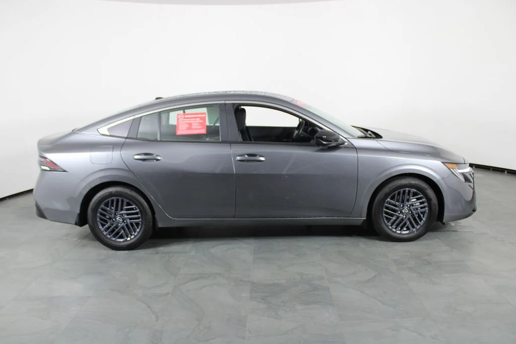 2026 Nissan Sentra SV - Photo 12