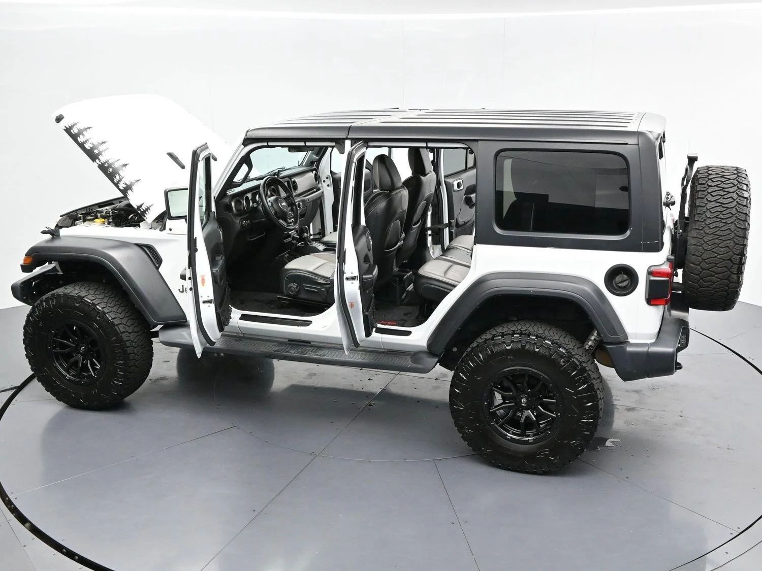 Used 2020 Bright White Clearcoat Jeep Sport S image 36