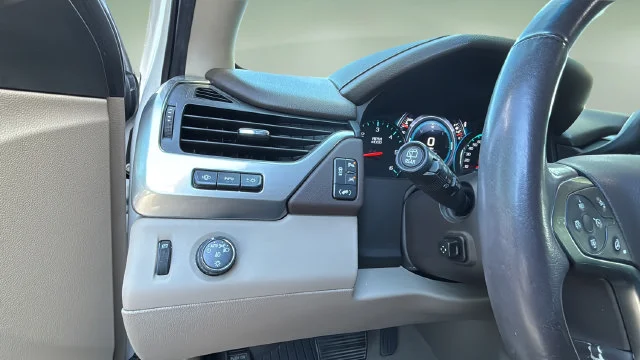 Used 2018 Beige Chevrolet Premier image 24