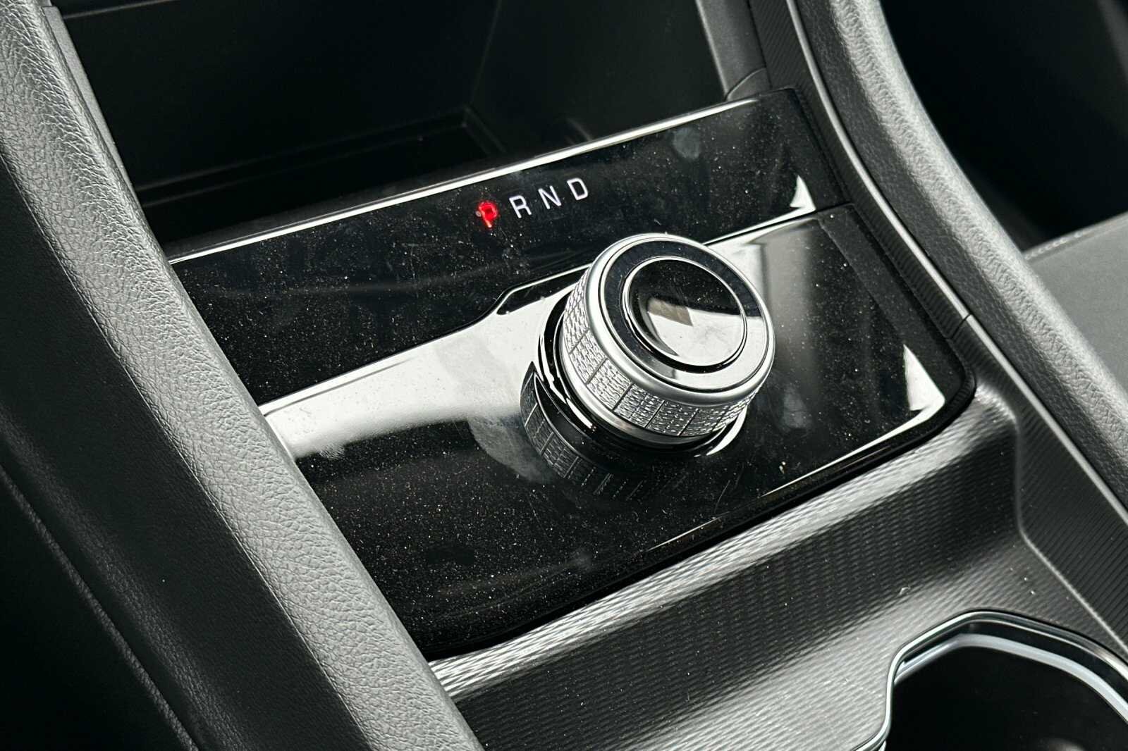 New 2023 Silver Zynith Jeep Laredo X image 20