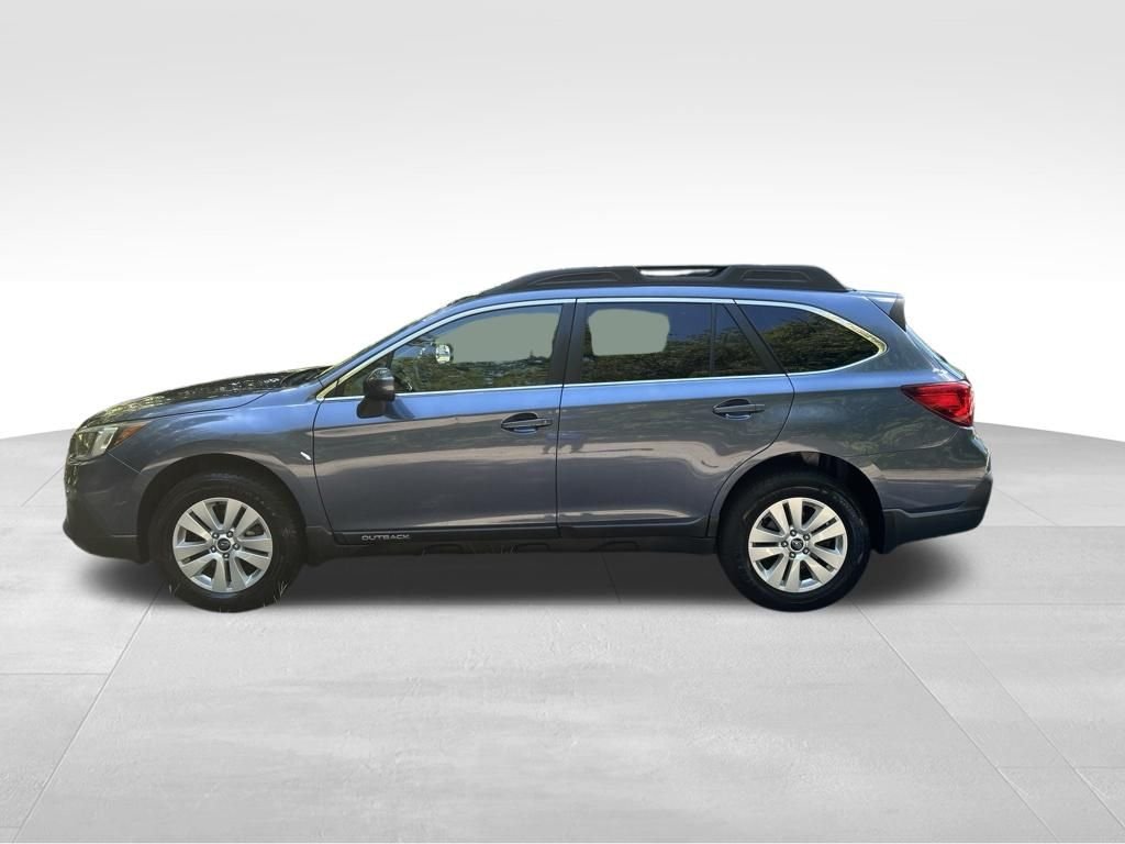 Used 2018 Blue Subaru 2.5i Premium image 2