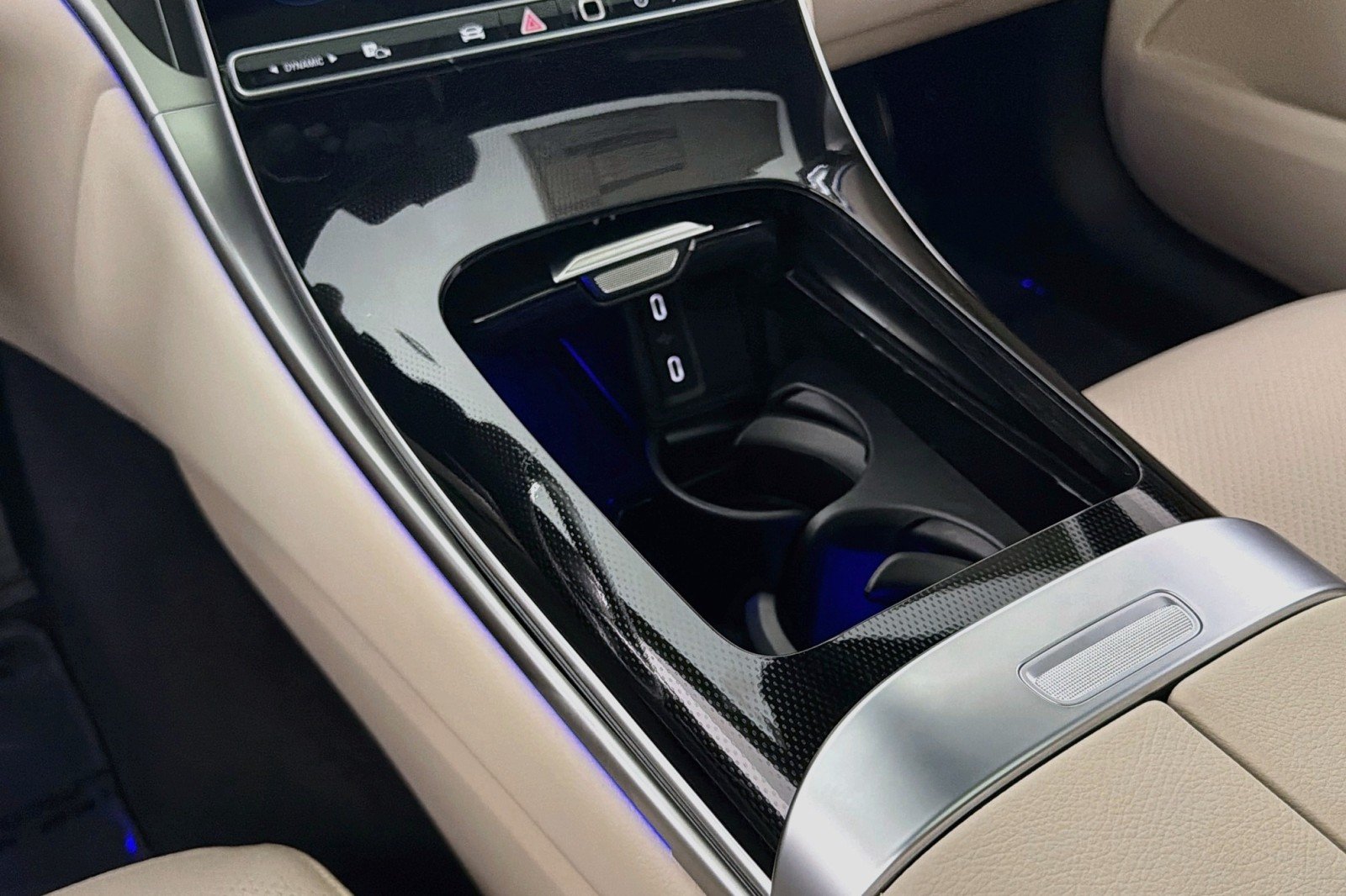 New 2026 Polar White Mercedes-Benz GLC 300 4MATIC® Coupe image 5