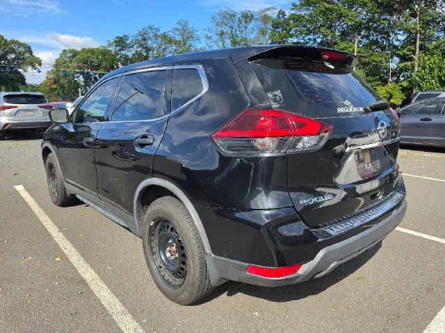 Used 2019 Black Nissan S image 4