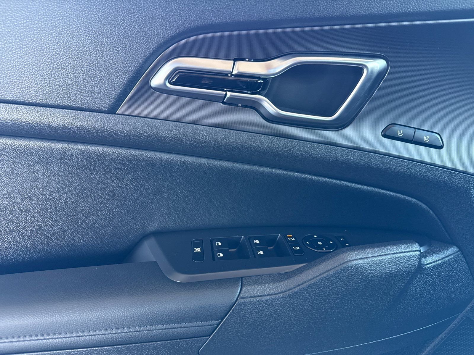 2026 Kia Sportage SX Prestige Hybrid - Photo 10