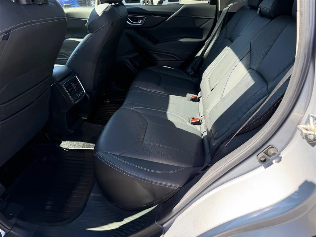 Used 2020 Silver Subaru Touring image 7