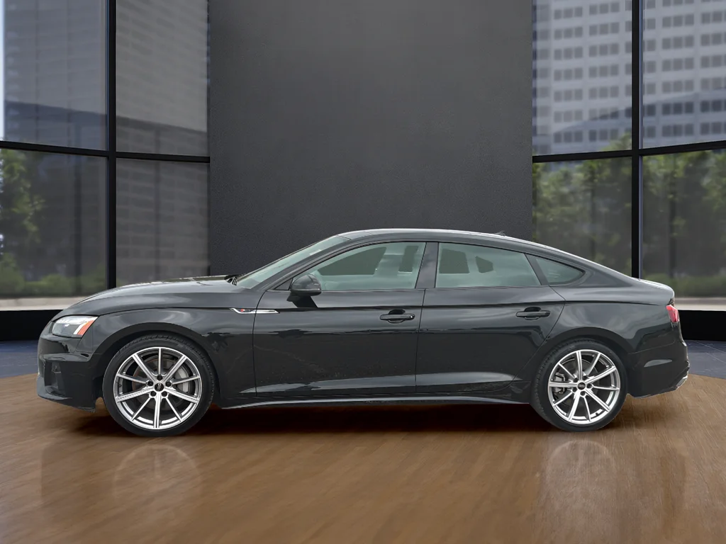 Used 2025 White Audi  image 13